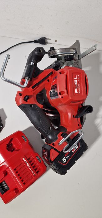 Circular Milwaukee M18 FCS552 An 2026