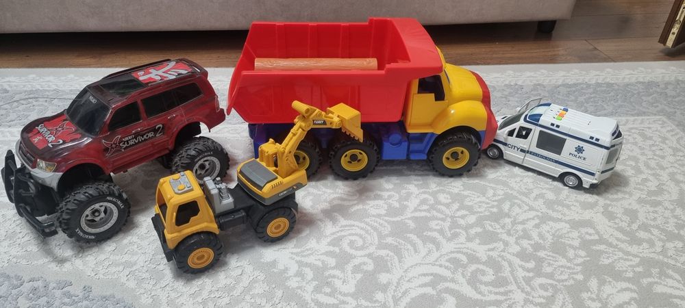 Машины   для мальчиков