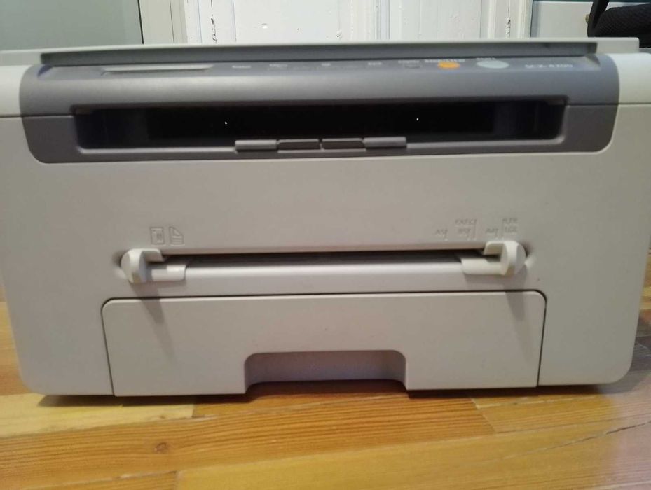 Принтер/скенер Samsung SCX 4200 за части
