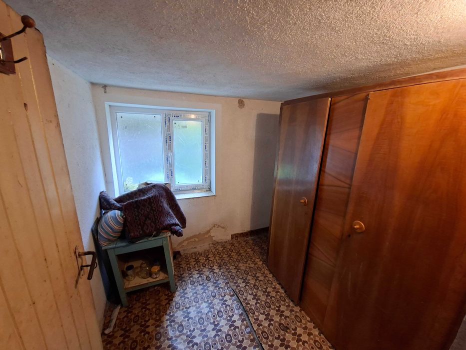 Продава се Тристаен апартамент в Панагюрище - 120 кв.м за 600 €/кв.м - Снимка #20