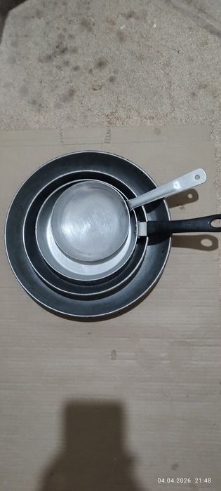 Сковородки алюминиевые 4 штуки