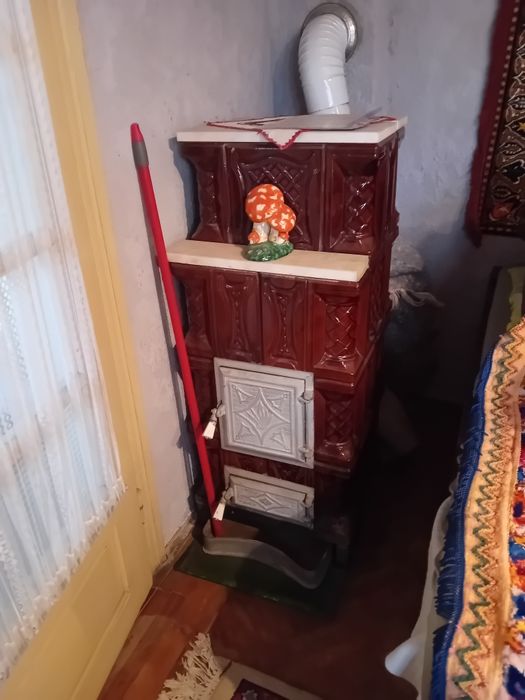 Vînd sobă de teracotă!