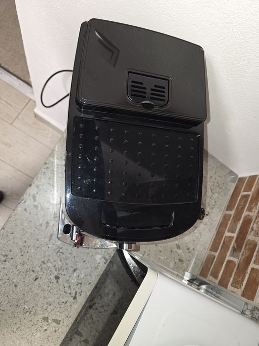Delonghi Magnifica S 2023 aparat cafea, expresor