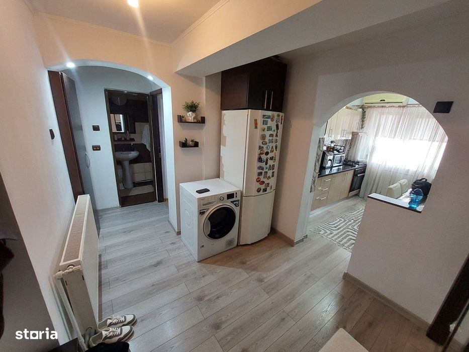 Vand apartament 2 camere Mobilat utilat ,suprafata 54,14mp