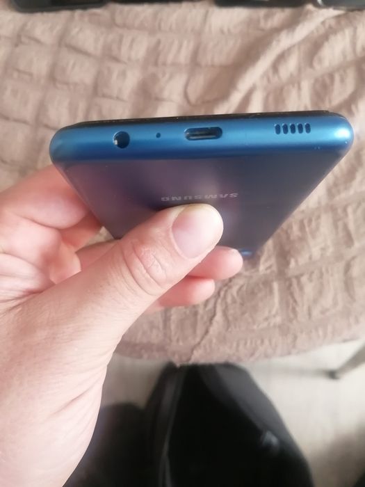 Продам телефон смартфон Samsung a12