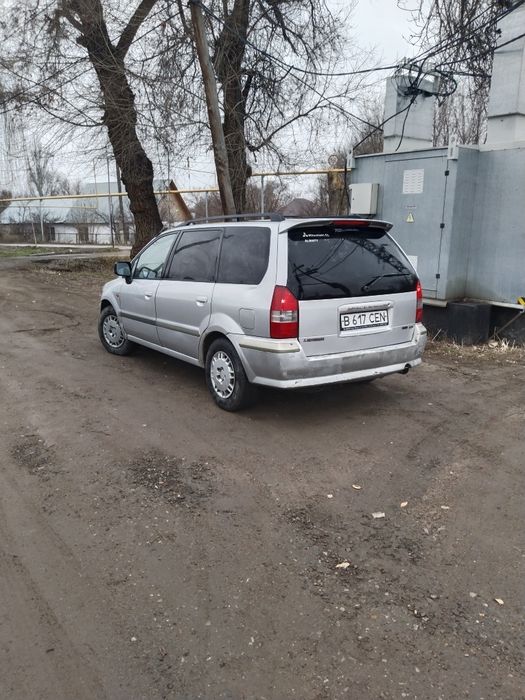 Продам Митсубиси Спейс Вагон