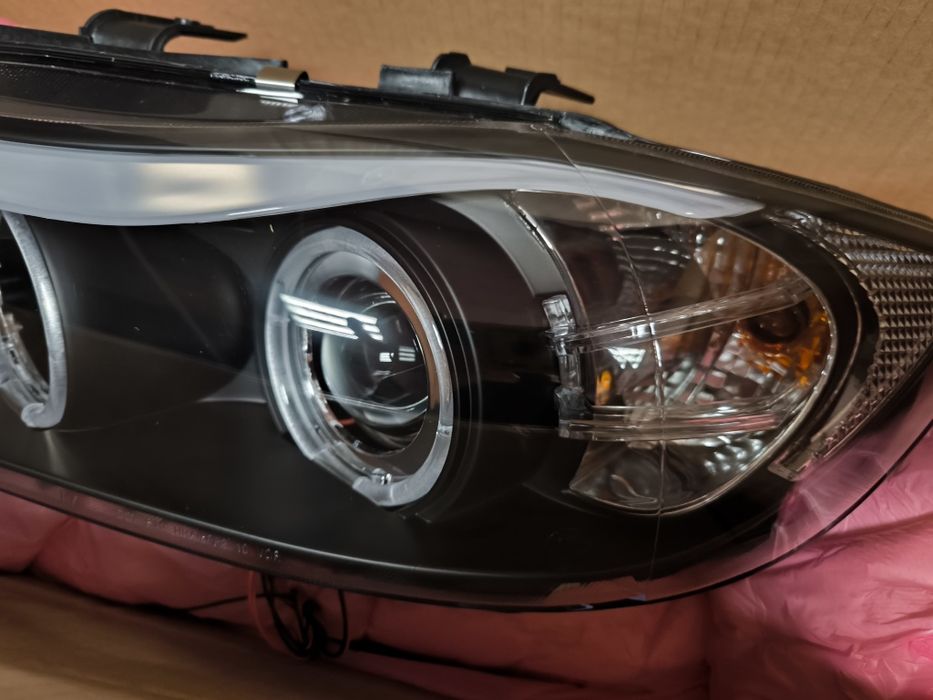 Фарове ЛЕД БМВ Е90 Е91 Затъмнени тунинг BMW E90 E91 Led ейнджъл айс