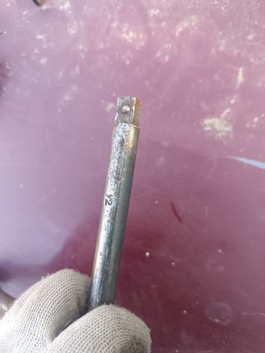 Крестовой балонный ключ