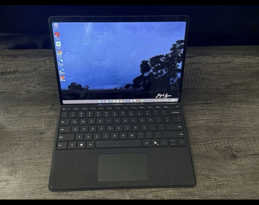 Microsoft Surface 11 Pro Snapdragon X Elite  OLED 120Hz  16/512G+ KB