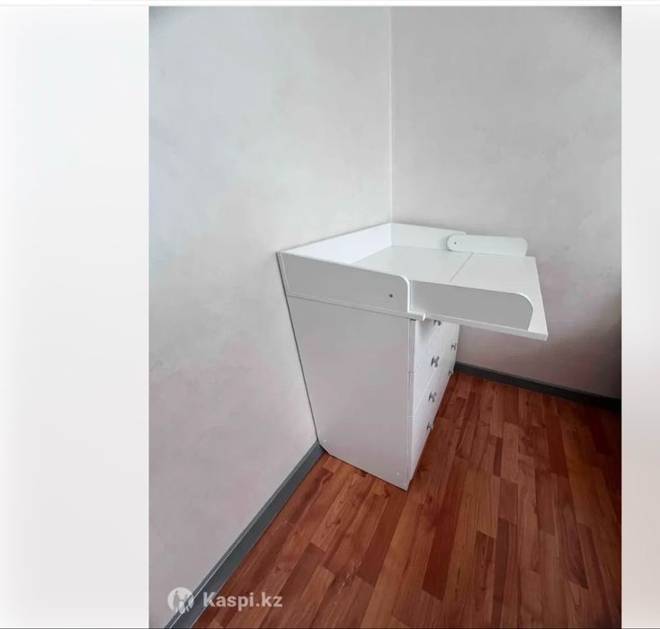 Комод детская с полочками