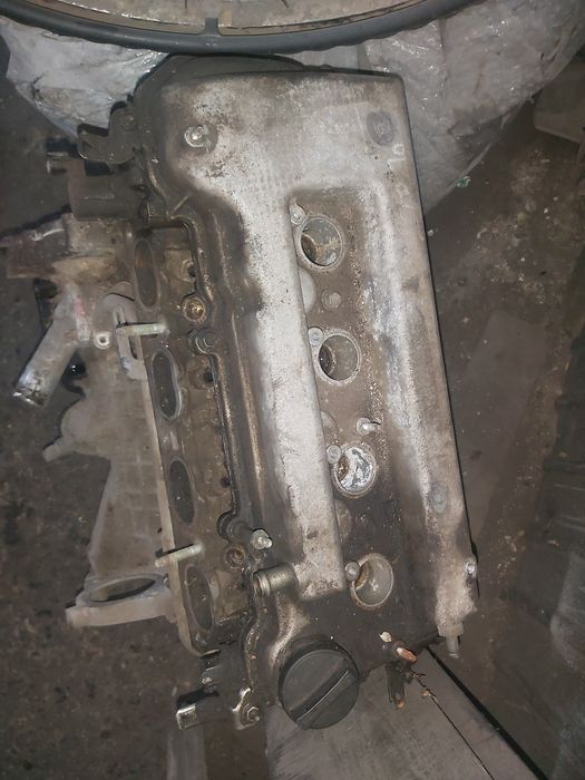 Продам двигатель на разбор тайота 1zz 2008 1.8