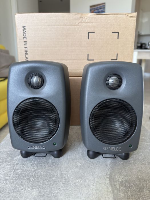Мониторы Genelec 8010 пара, новые