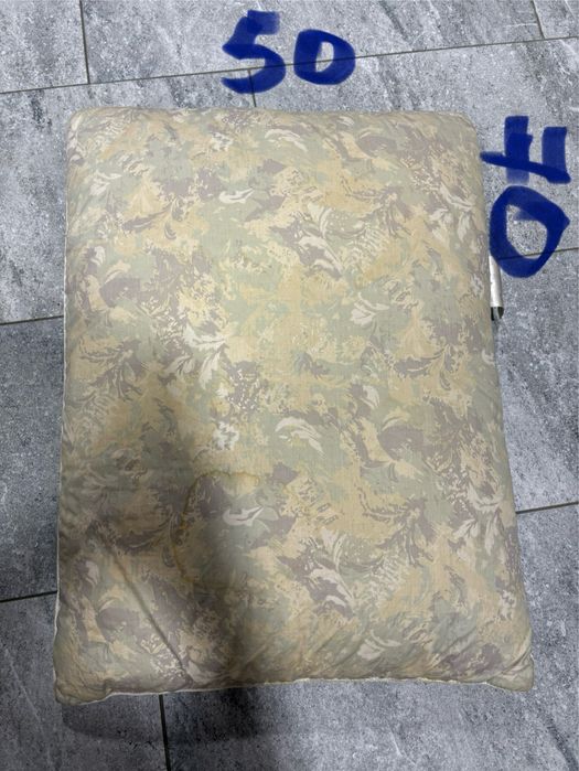 Продам подушки  пуховые и диванные