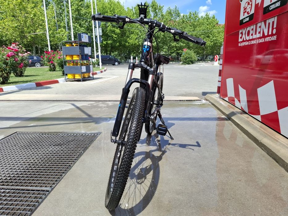 Vând bicicleta Tomax