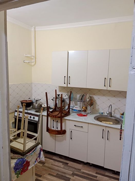 Продаётся 1 комнатная квартира в Чирчике