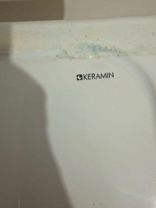 Раковина со смесителем