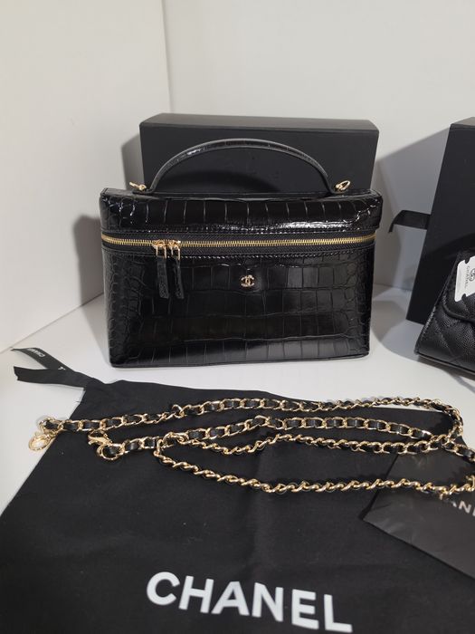 Налична чанта Chanel Vanity Black