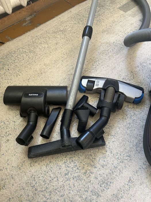 Мощный пылесос Philips Performer Expert Animal ПолныйкомплектТурбощтка