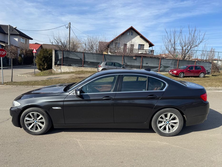 BMW 520D Luxury Edition/184Cp/Automat/interior seria 7/plafon negru