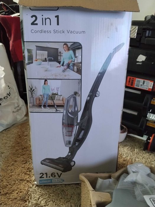 Black+Decker aspirator 2in1 21.6v lithium 43.2wh sigilat