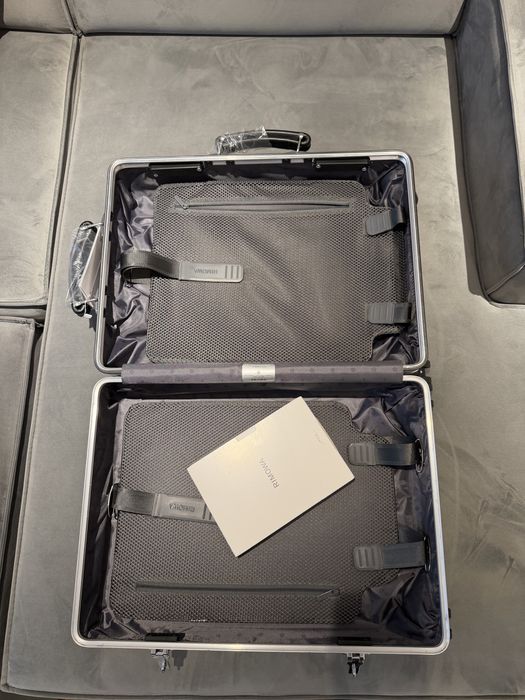 Rimowa classic cabin aluminium nou,sigilat | aduc pe comanda orc model