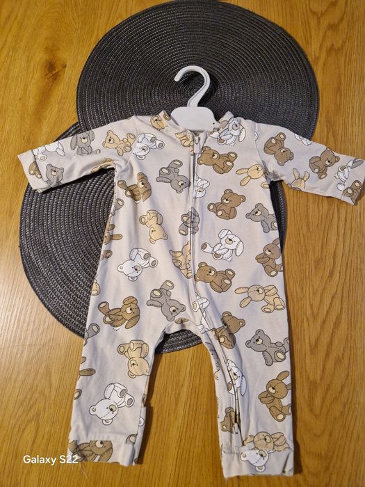 Бебешки дрешки Guess, Mayoral, Next, Zara