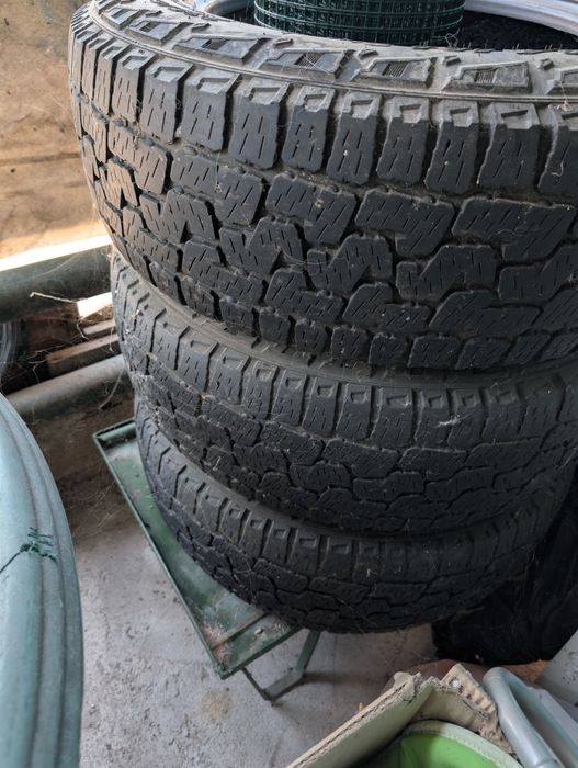 3 buc pirelli scorpion AT all terrain 235/65R17