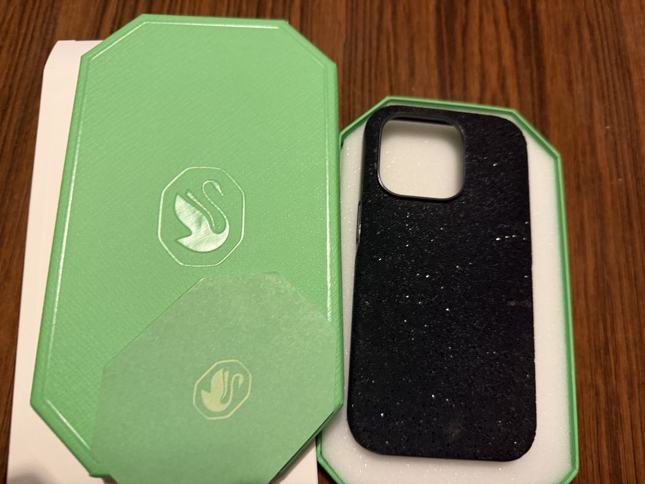 Кейс Swarovski iphone 14 pro