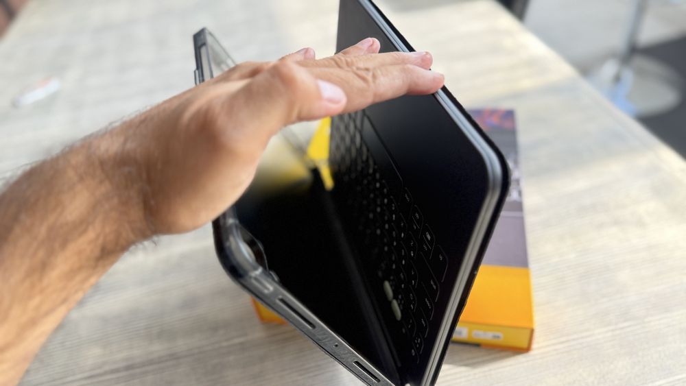 Zagg Pro Keys 2
