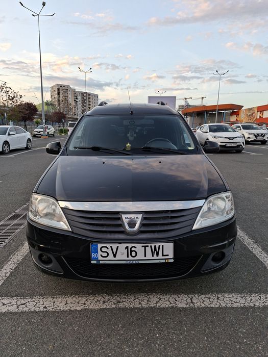 Vând Dacia Logan 2012 Pilot Automat/7 Locuri/GPL din fabrică 1.6 8 V