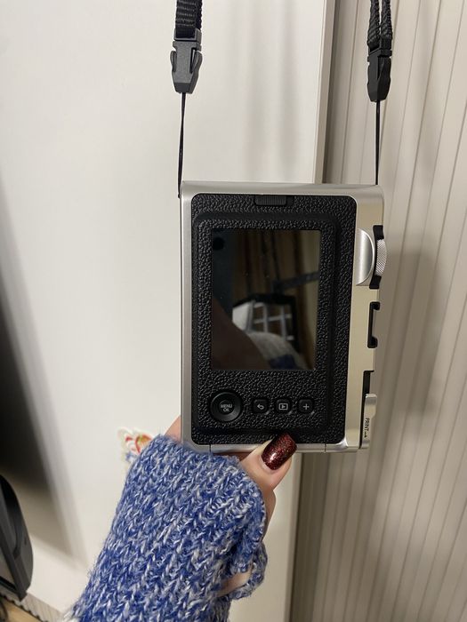 Фотоаппарат Fujifilm instax mini Evo