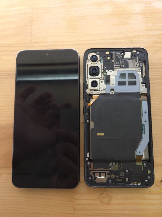 Samsung s22 functional +(s22 pt piese)
