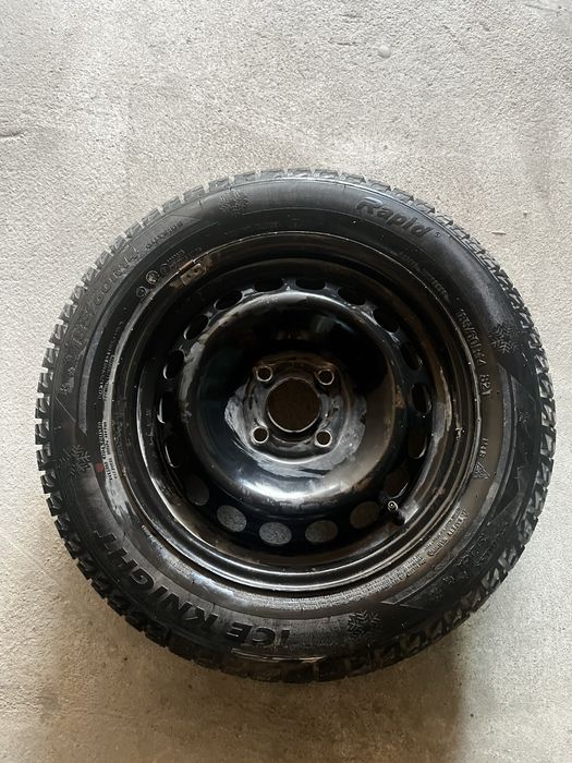 Продам диск с зимней резиной(новая)