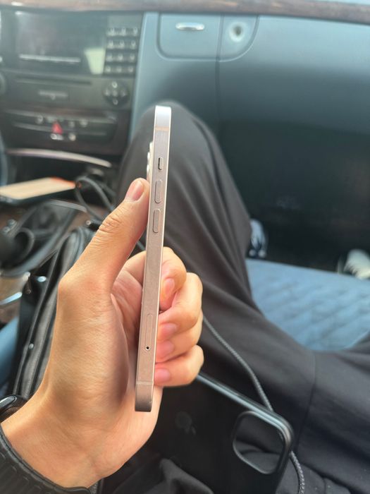 Продам айфон 13 Iphone 13