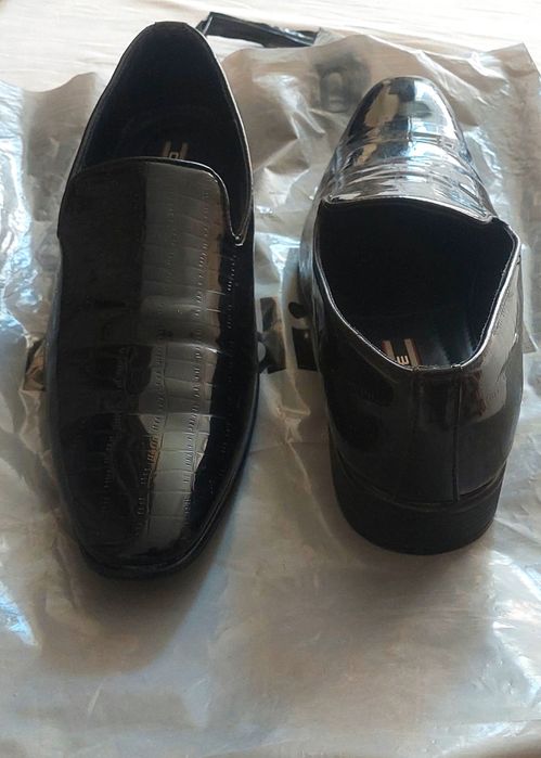 tufli erkaklar uchun