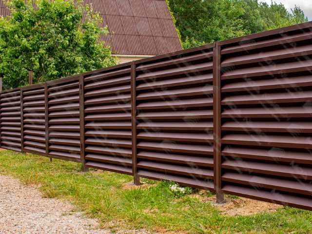 Забор жалюзи горизонтальный