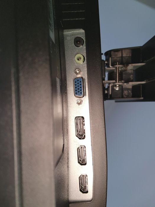 Monitor Gaming AOC Led VA 23.6" 1080p 165hz 1ms