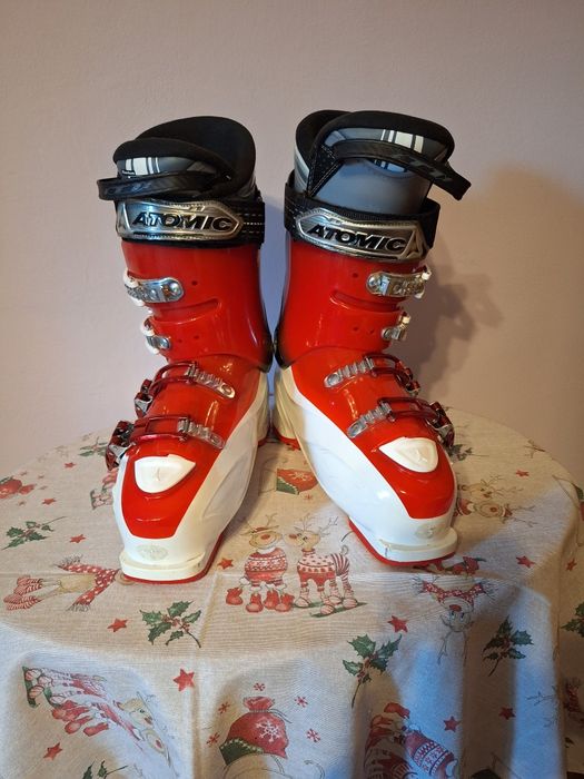 Vând  clăpari ski Atomic Mtech75  mărimea 75,și Salomon energyzer.