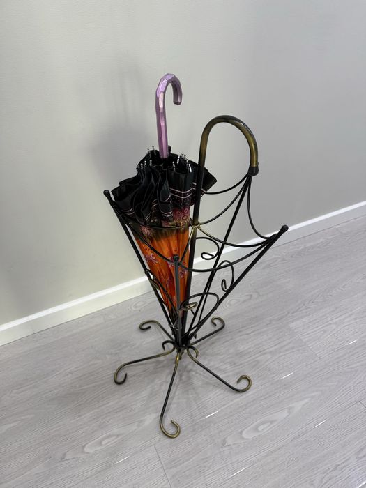 Подставка для зонтиков