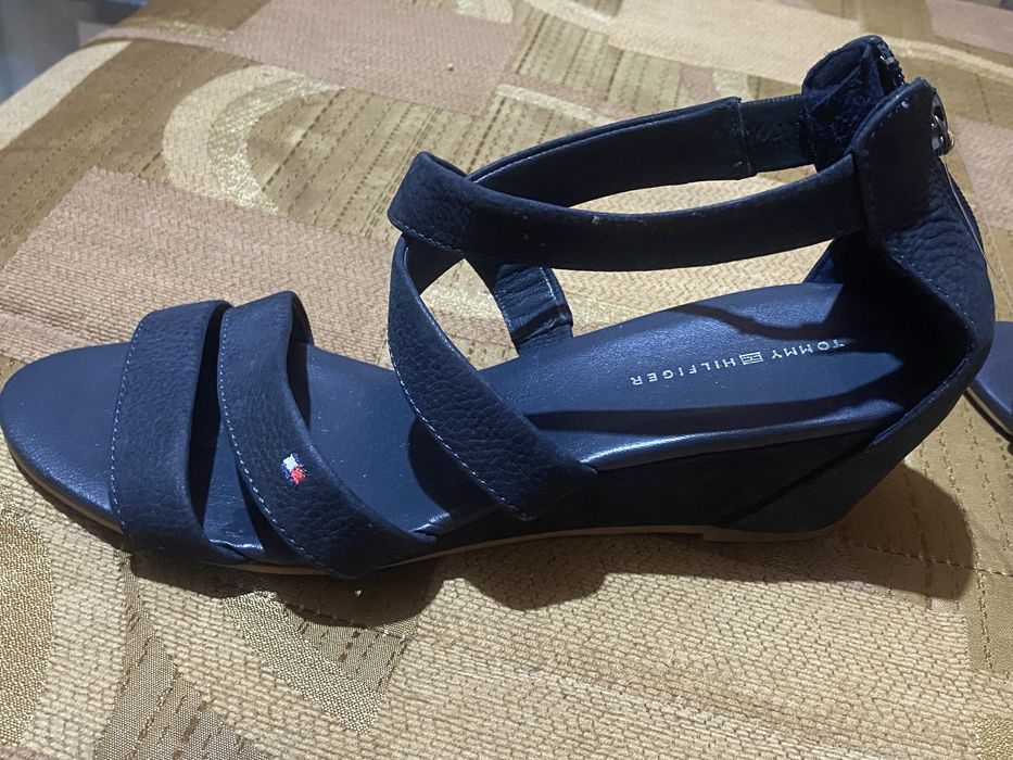 Sandale Tommy Hilfiger, piele naturala