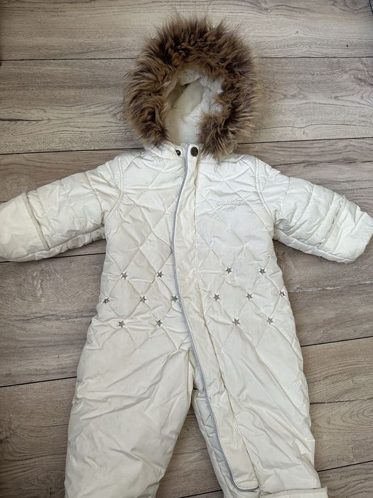 Продам зимний комбинезон для девочки