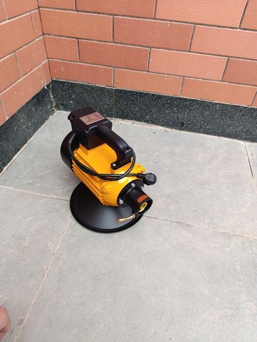 Глубинные вибраторы для бетона  матор glubinniy vibirator mator