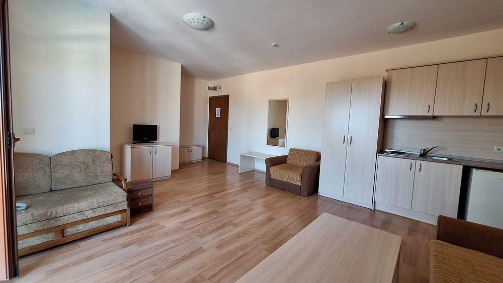 Продава се Двустаен апартамент в Созопол - 63 кв.м за 1040 €/кв.м - Снимка #1