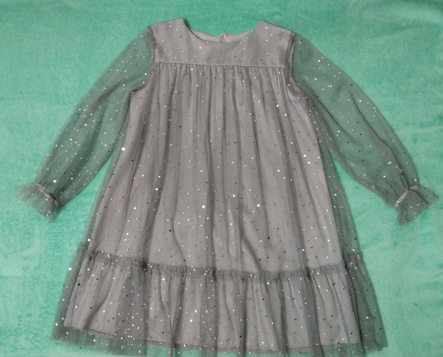 Продам платья нарядные