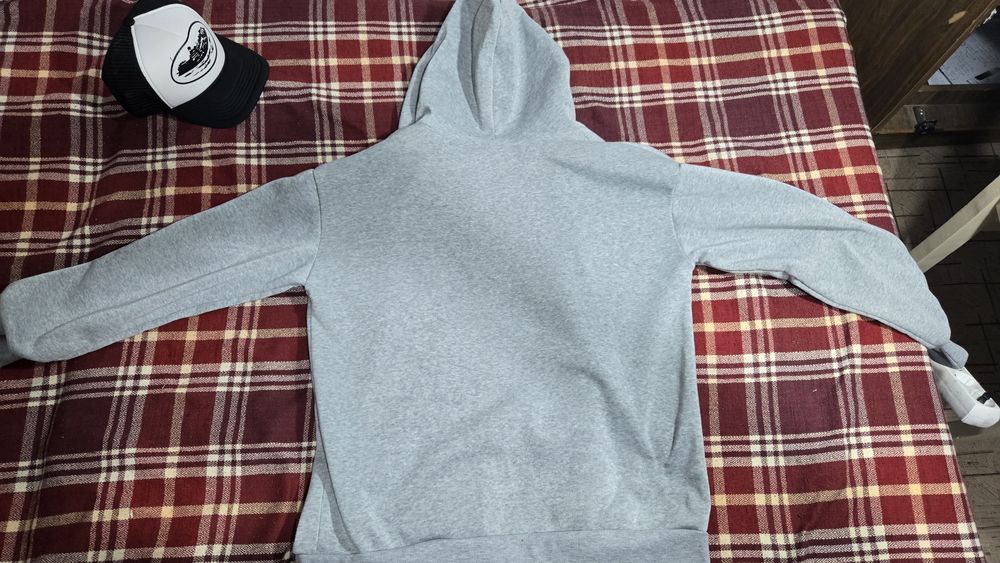 Продам кофту suvene