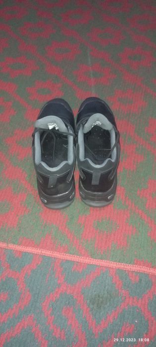 Полу ботинки с защитным носом