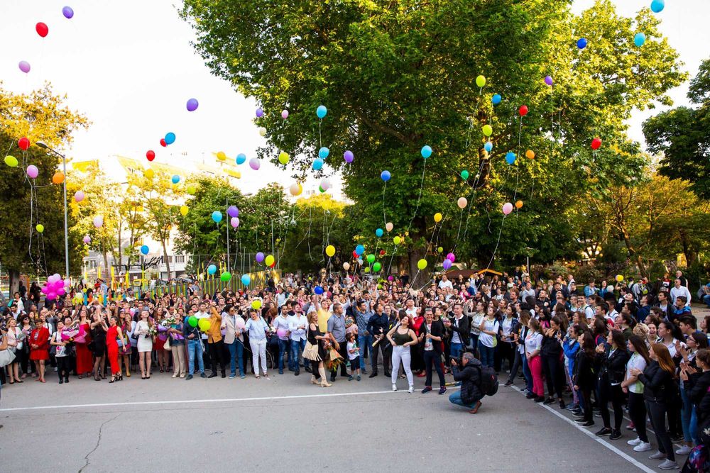 Фотограф за вашето тържество на достъпни цени и по договаряне