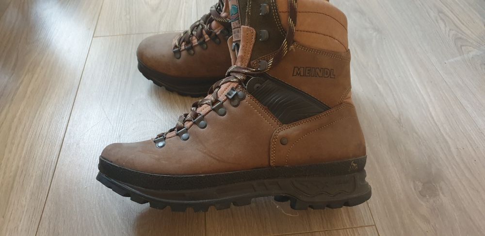 Bocanci Meidl  stare foarte bună