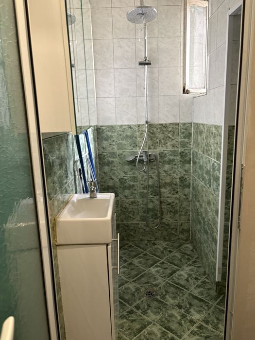 Продава ЕТАЖ ОТ КЪЩА, Център