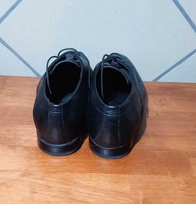 Pantofi barbati Hugo Boss - piele - mărimea 42.5